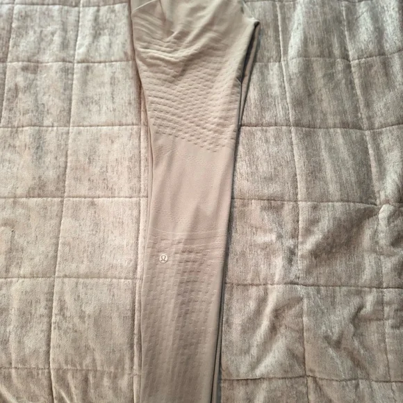 Lululemon Men’s Fast and Free Baselayer Tights size Medium - Picture 3 of 4